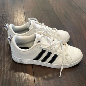 Adidas Grand Court Sneakers. Size 7.